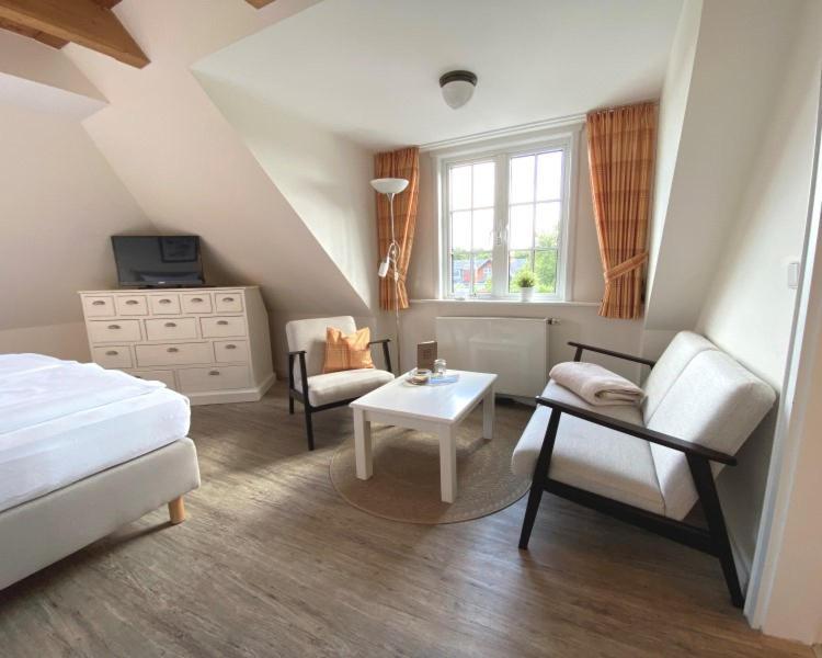Ekke Nekkepenn Hotel